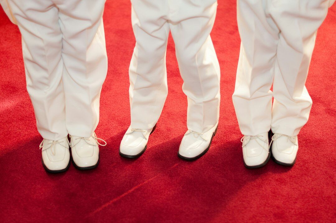celebrity walking red carpet